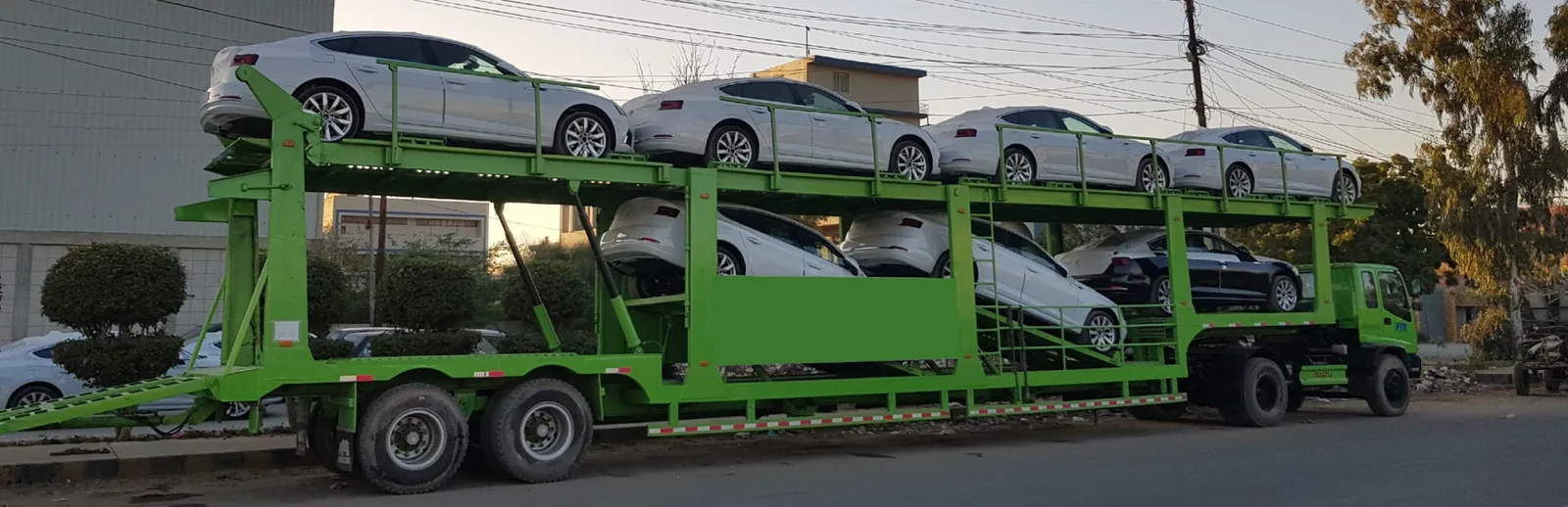 PTN vehicle transporter loaded with cars